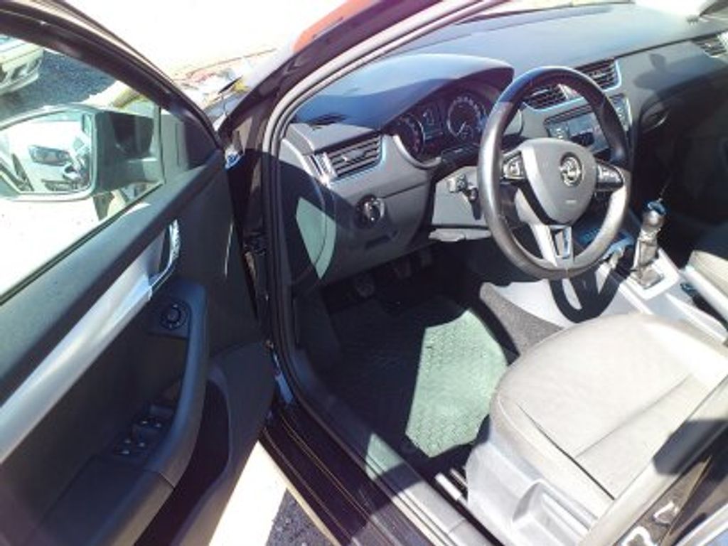 skoda-octavia-2-0-tdi-110-kw-6-kvalt - 7