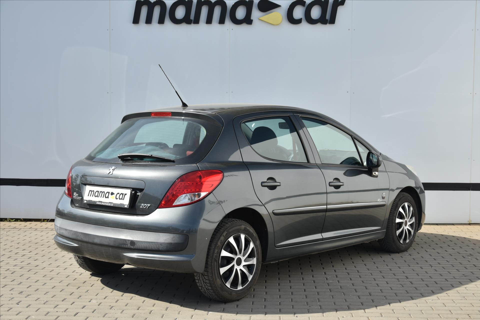 peugeot-207-1-4i-54kw-klima-1-majitel-cr - 1