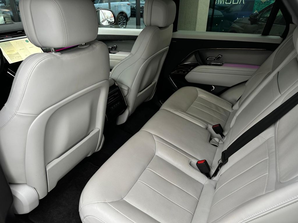 land-rover-range-rover-sport-d300-meridian - 6