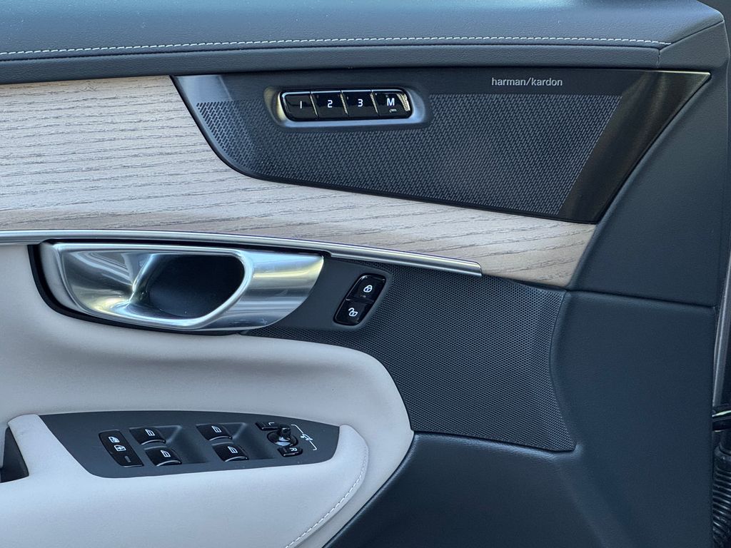 volvo-xc90-plus-t8-vzduch-360 - 6