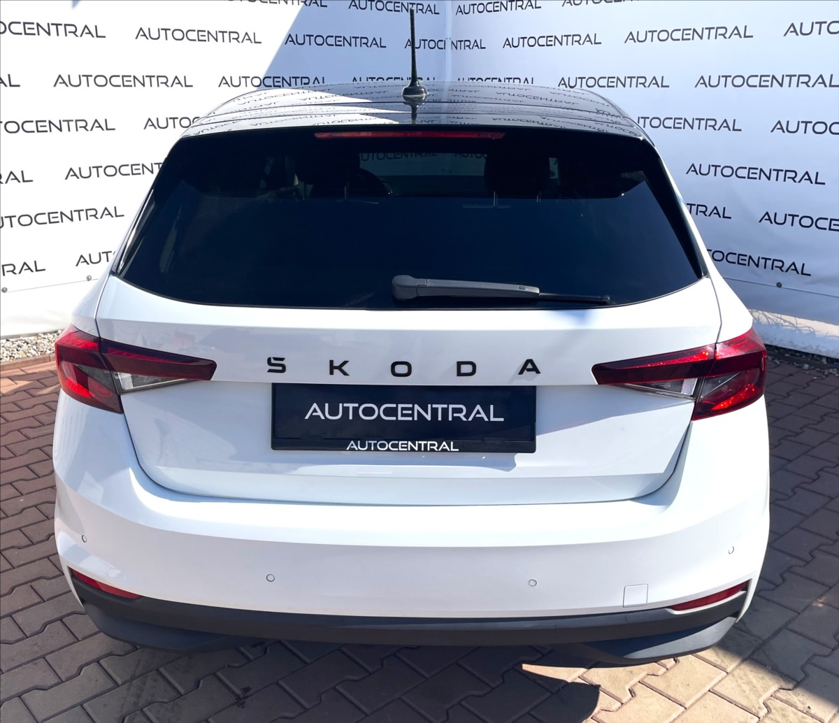 skoda-fabia-1-0-tsi-edition-110-81kw-po-servisu - 5