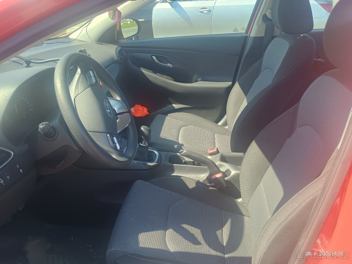 hyundai-i30-1-5-dpi-benzin-servisovano - 5