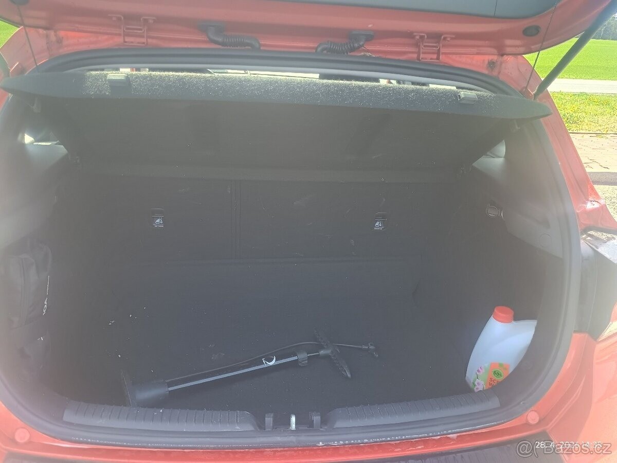 hyundai-i30-1-5-dpi-benzin-servisovano - 7