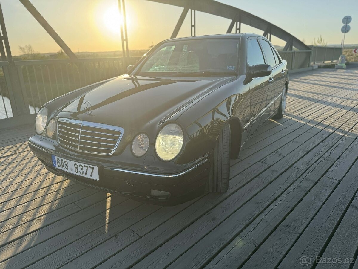 mercedes-benz-3-2-w210-e320 - 8