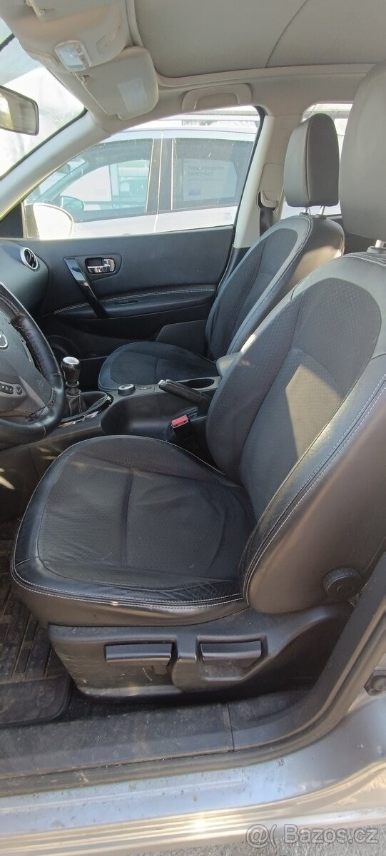 nissan-qashqai-1-6-dci-96-kw-panorama - 4