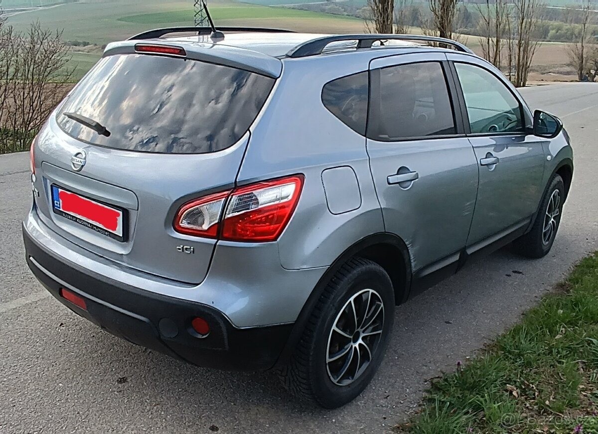 nissan-qashqai-1-6-dci-96-kw-panorama - 9