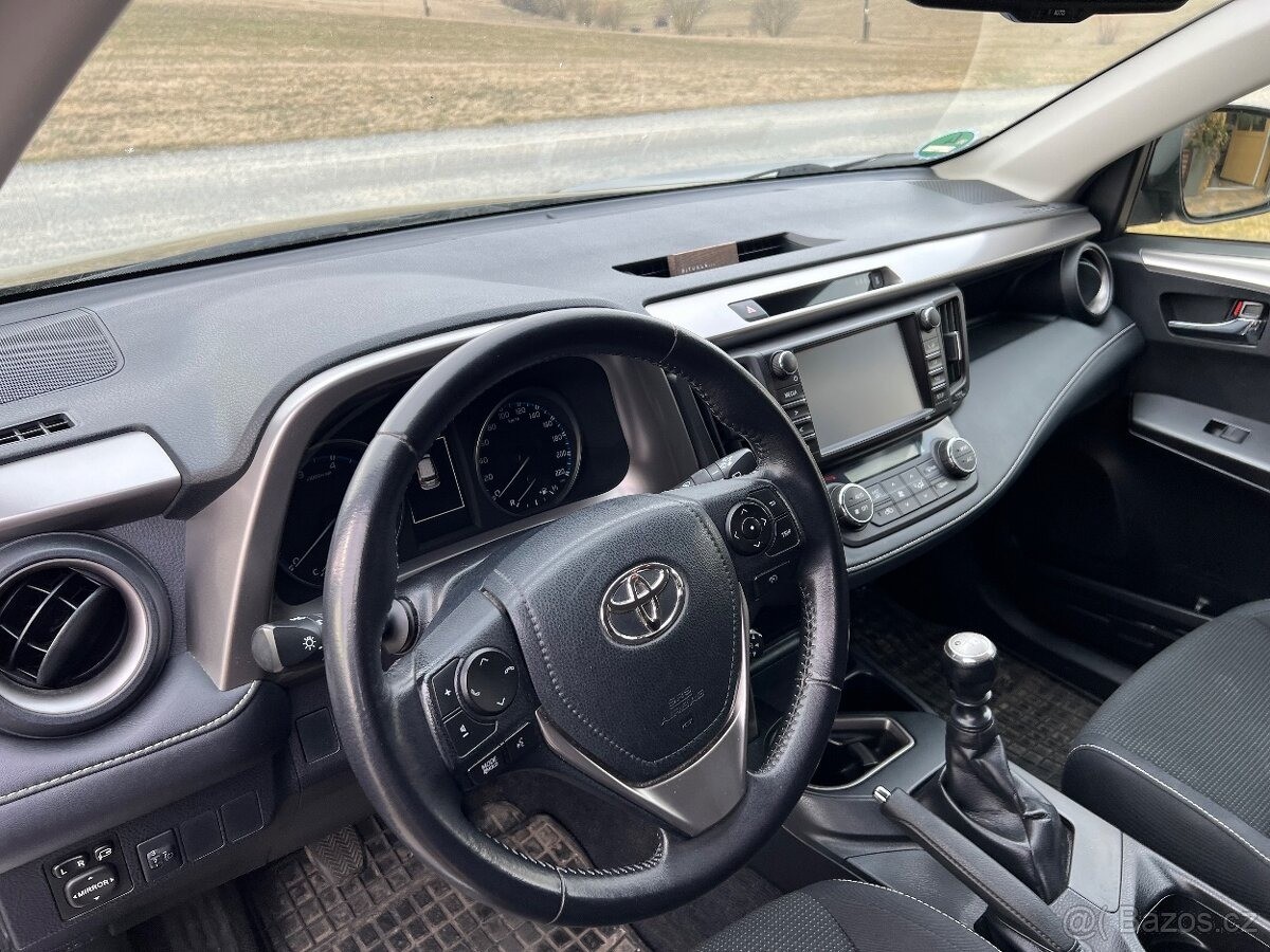 toyota-rav4-2-0-d4d-facelift - 8