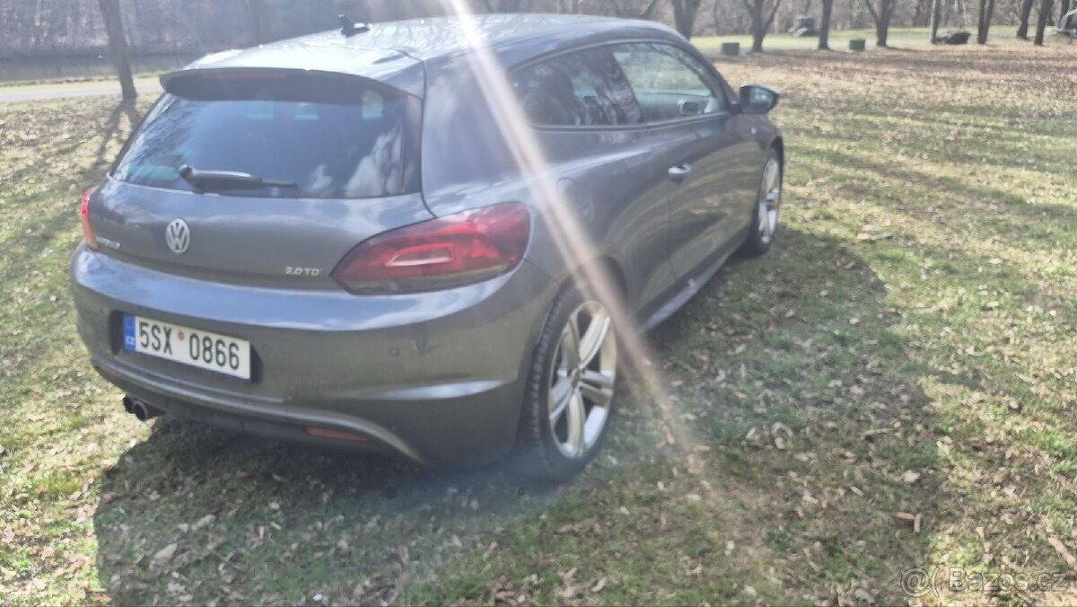 volkswagen-scirocco-2-0 - 5