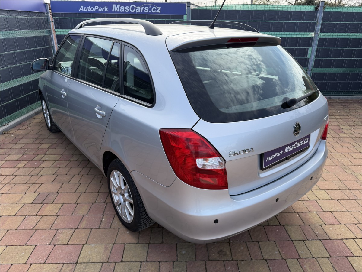 skoda-fabia-ii-1-2-tsi-ambition - 5
