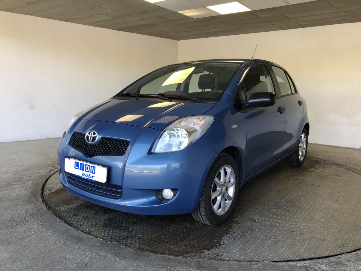 toyota-yaris-1-3-vvt-i - 2