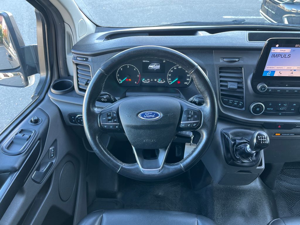 ford-transit-custom-2-0-tdci-131k-servis-zaruka - 8