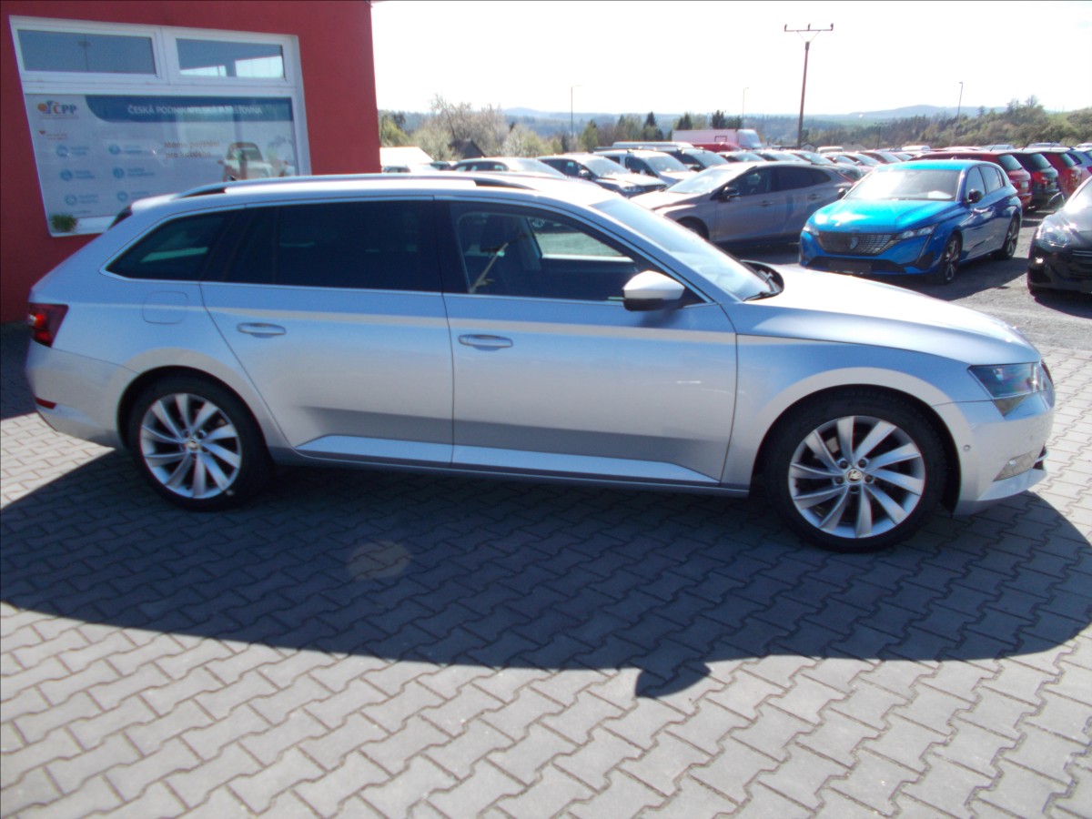 skoda-superb-1-5-tsi-110-kw-led-digiklima-pekne-iii - 8