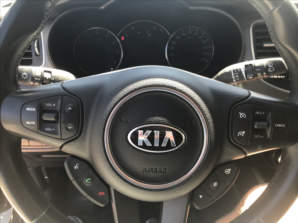 kia-carens-1-6-gdi-99kw - 9