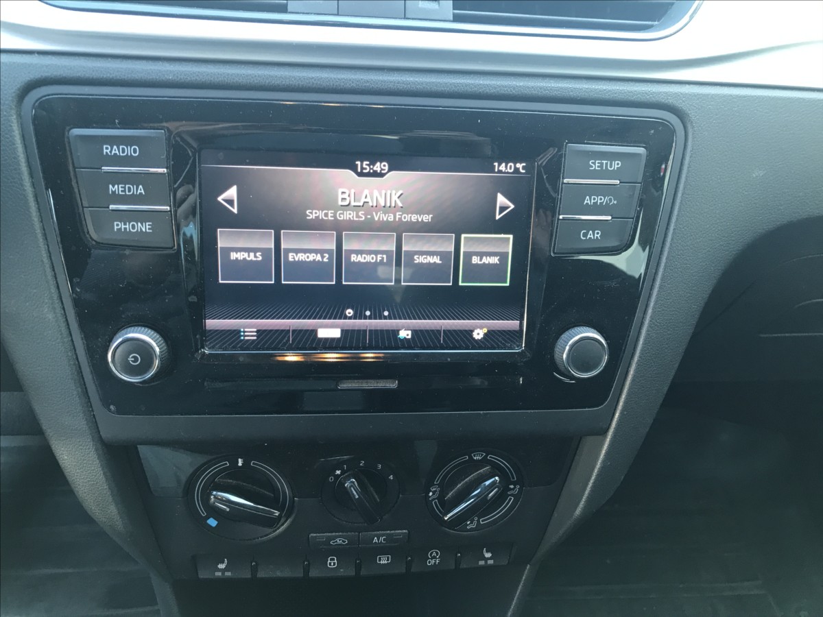 skoda-rapid-1-0-tsi-70kw - 9