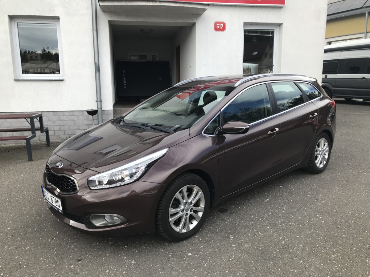kia-ceed-1-6-gdi-99kw-combi - 2