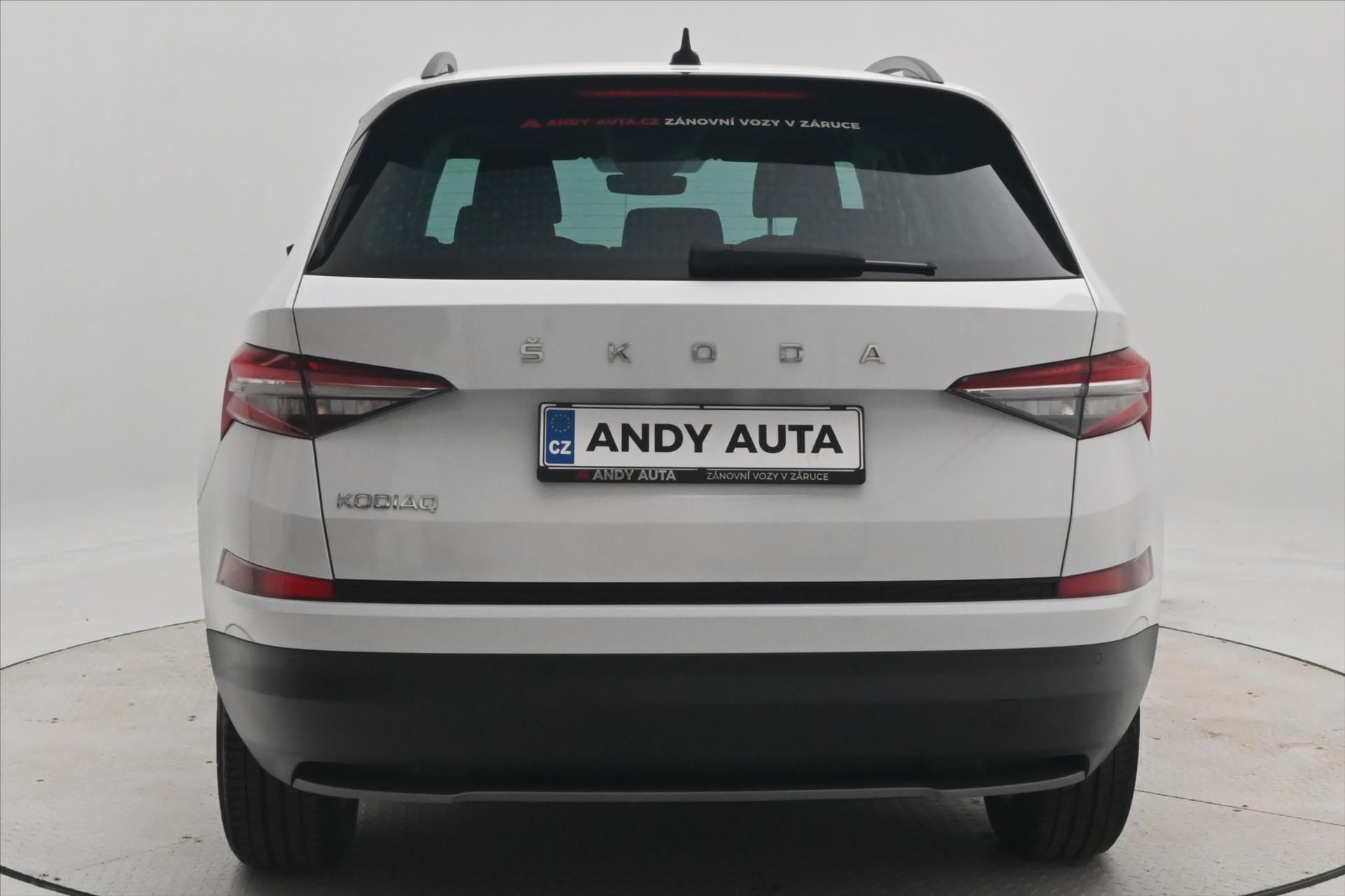 skoda-kodiaq-2-0-tdi-110kw-dsg-7mist-zaruka-az-5-let - 5
