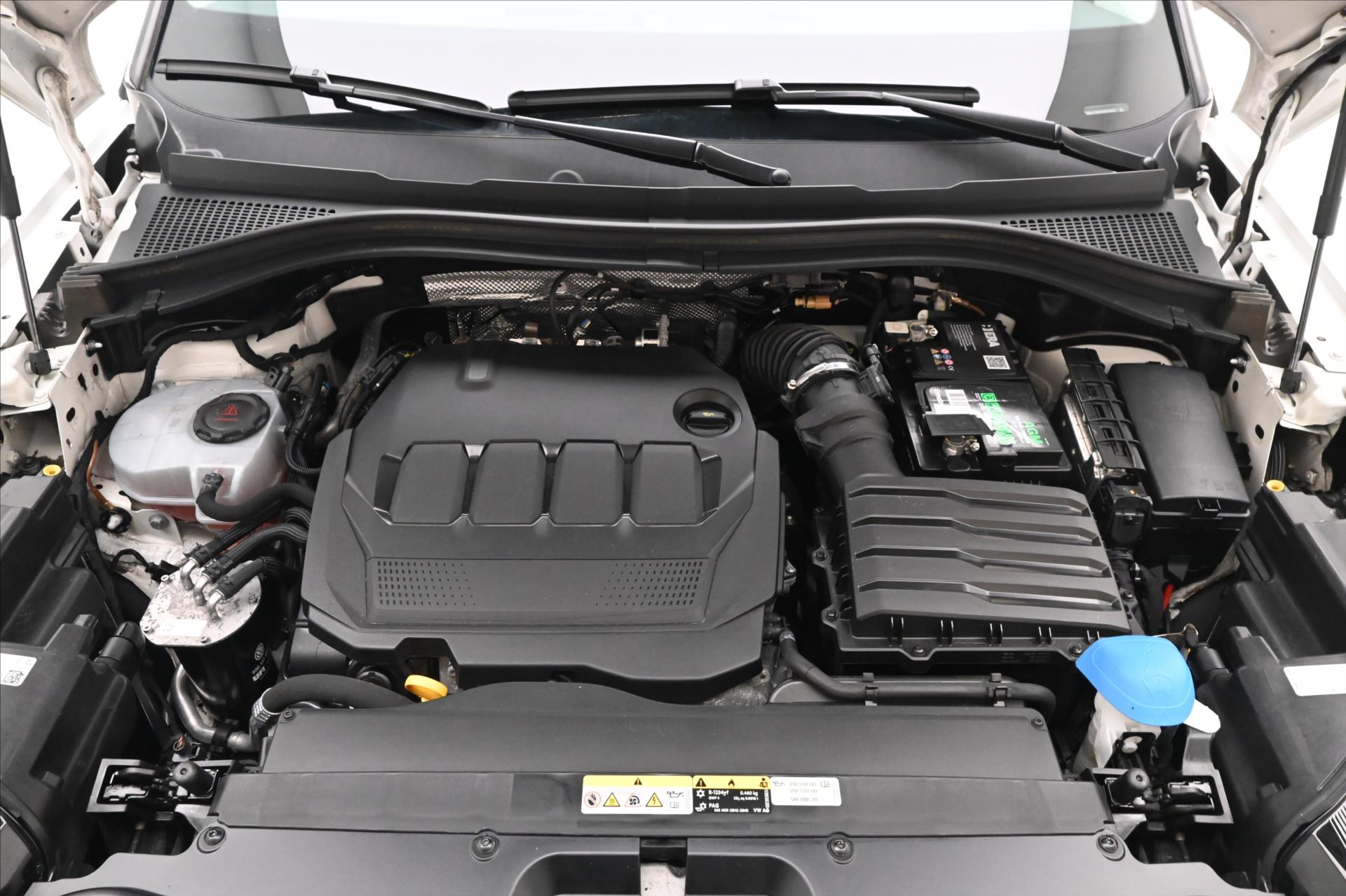 skoda-kodiaq-2-0-tdi-110kw-dsg-7mist-zaruka-az-5-let - 8