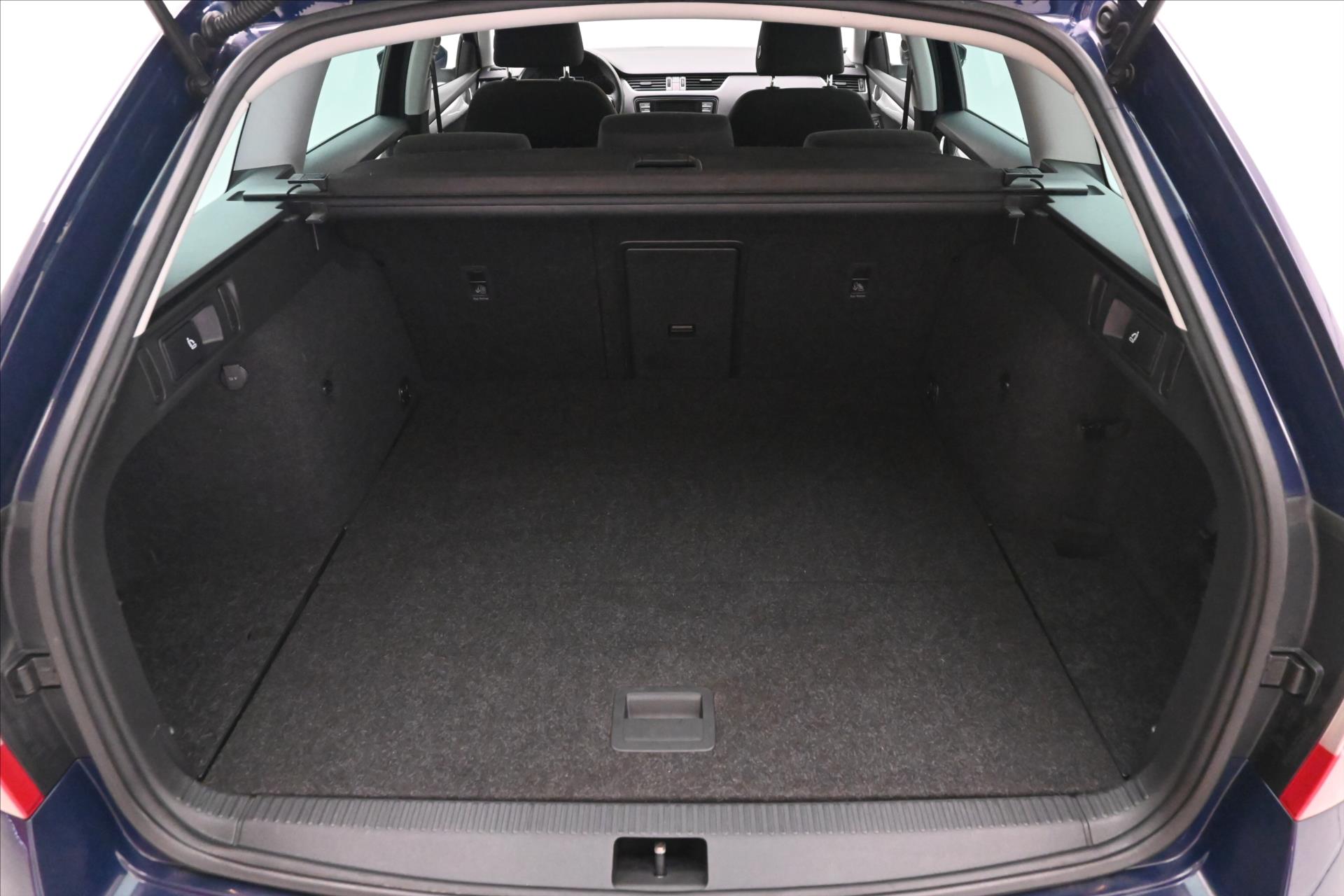 skoda-octavia-2-0-tdi-110-kw-ambition-zaruka-az-5-let - 9