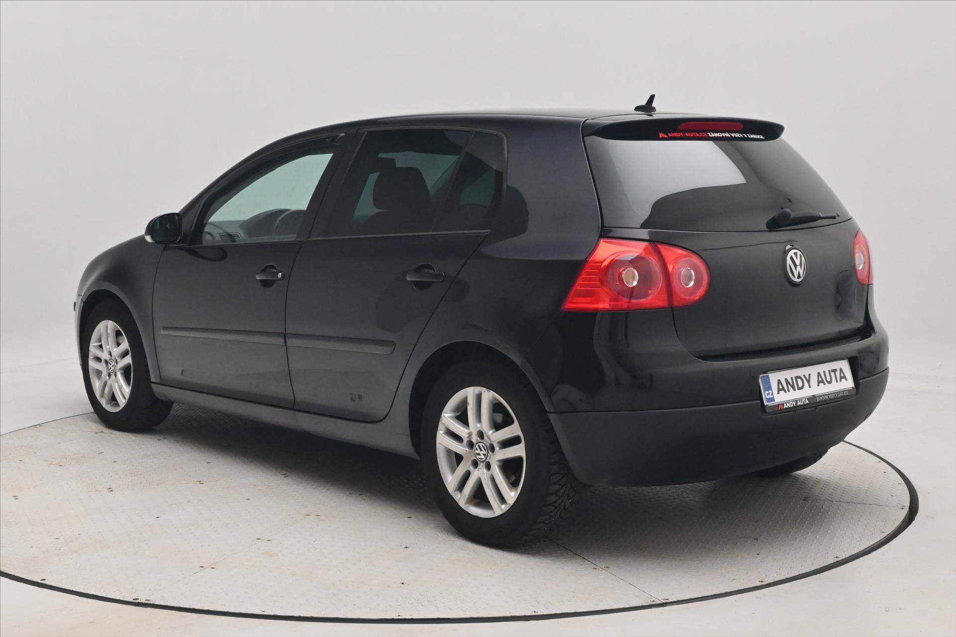 volkswagen-golf-2-0-tdi-103kw-dsg-trend - 6