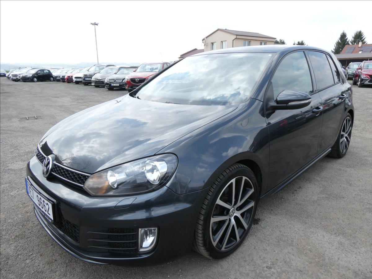 volkswagen-golf-2-0-tdi-125kw-gtd-serviska - 2