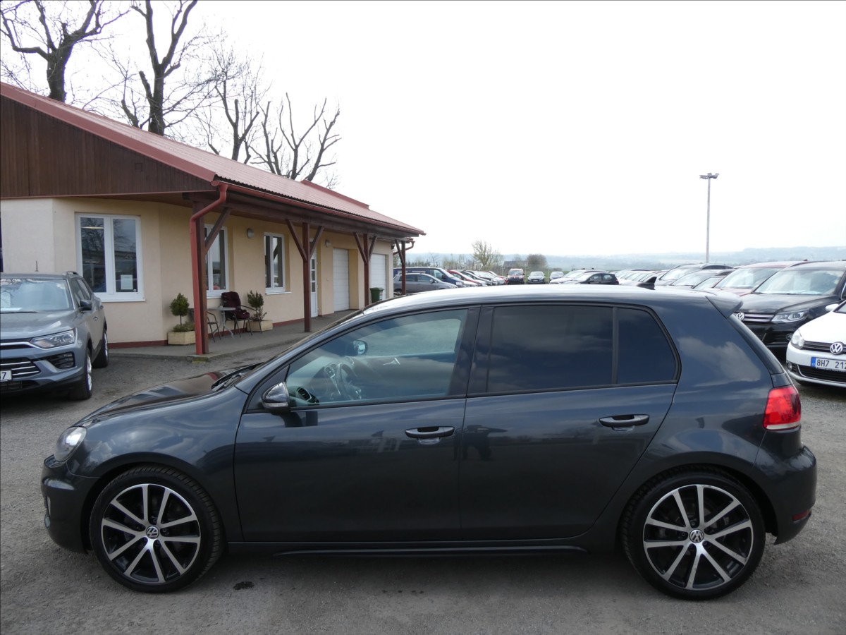 volkswagen-golf-2-0-tdi-125kw-gtd-serviska - 5