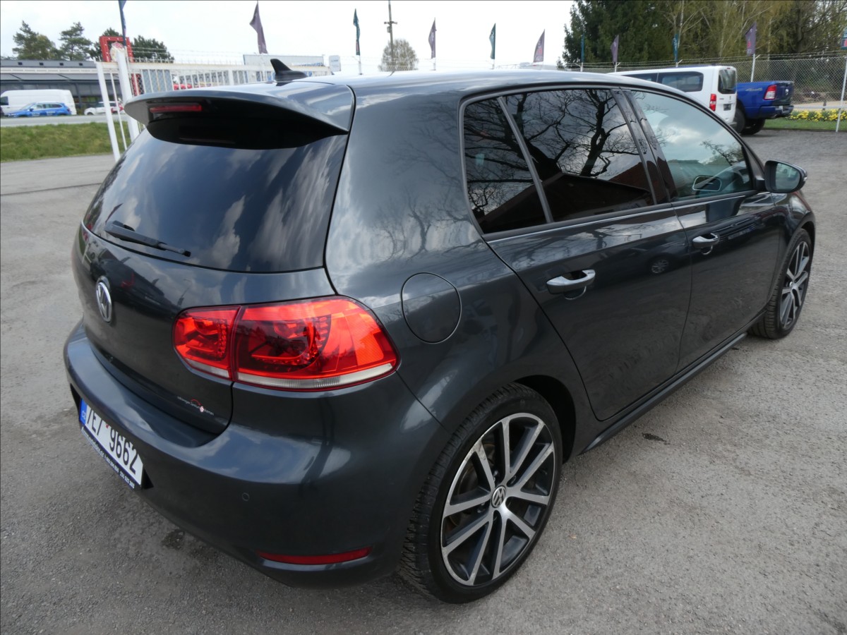 volkswagen-golf-2-0-tdi-125kw-gtd-serviska - 8