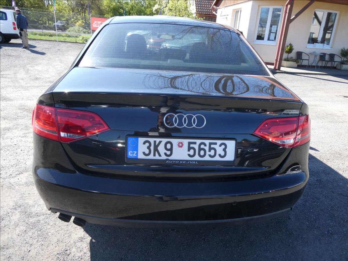 audi-a4-2-0-tdi-105kw-multitronic-xenony - 8