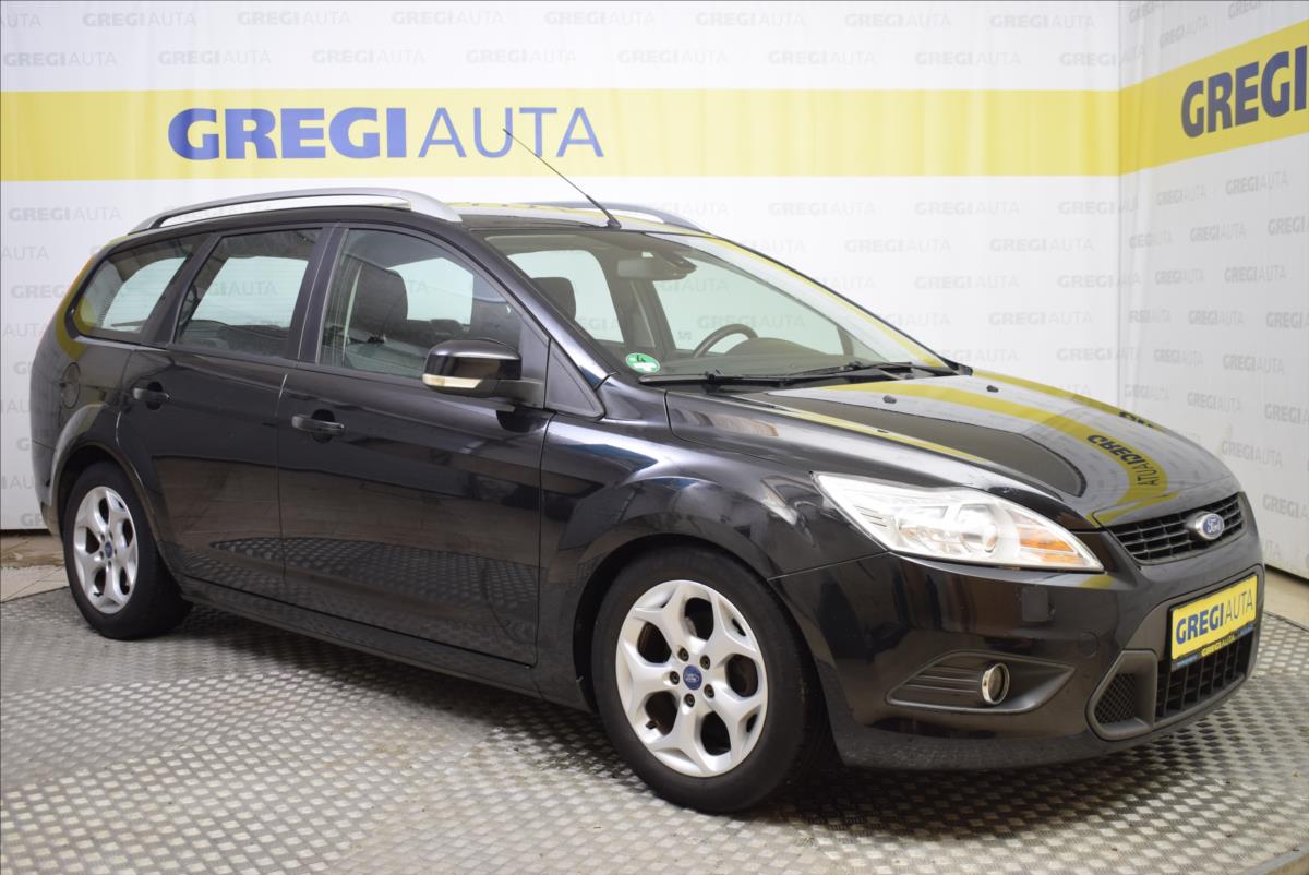 ford-focus-1-8-i-sport-po-servisu - 1