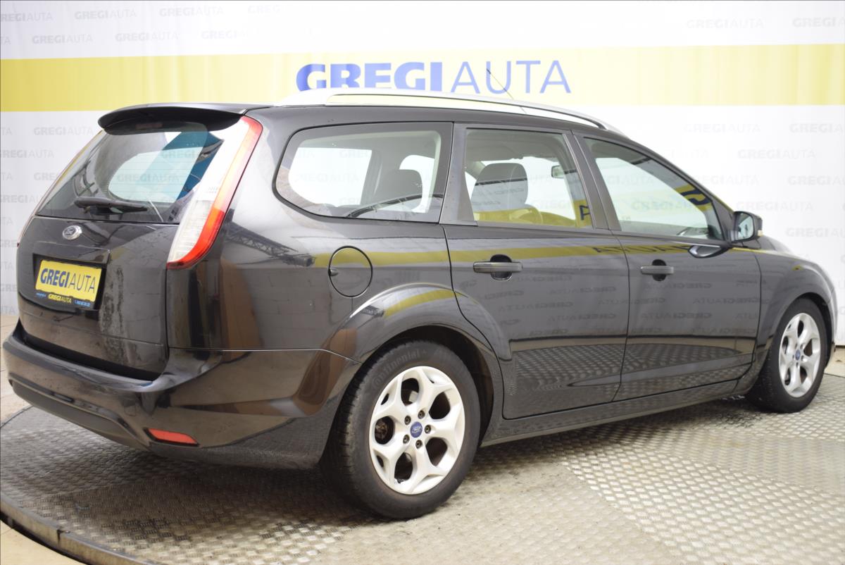 ford-focus-1-8-i-sport-po-servisu - 5