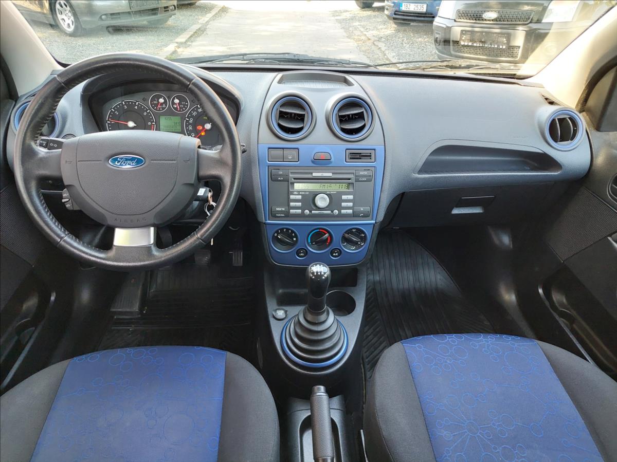 ford-fiesta-1-2-5i - 9