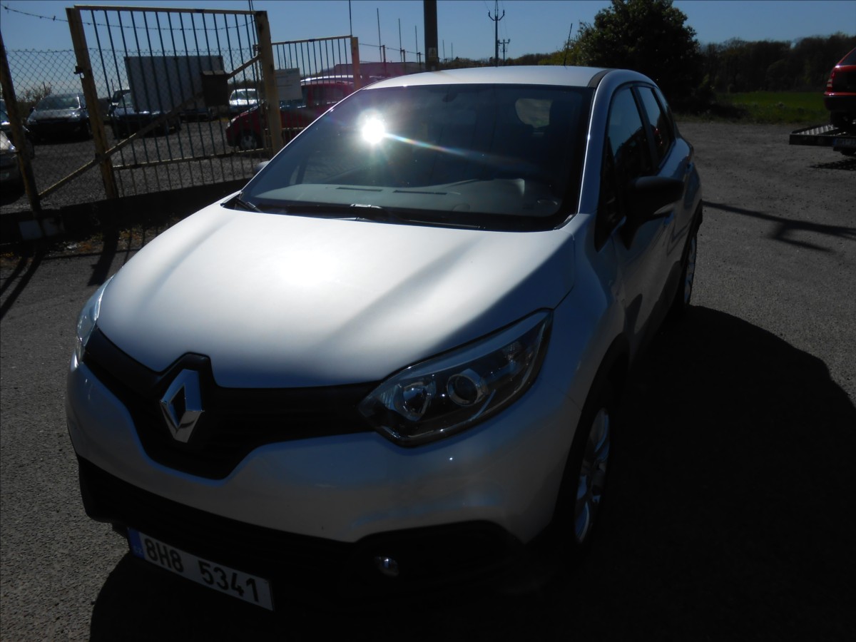 renault-captur-0-9-tce-66-kw-historie - 1