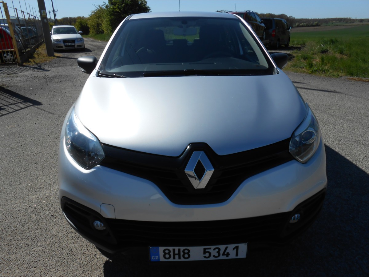 renault-captur-0-9-tce-66-kw-historie - 2