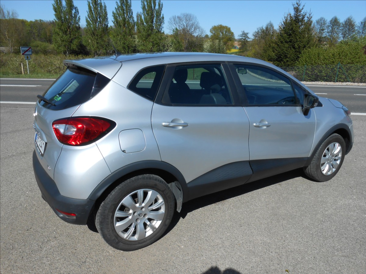 renault-captur-0-9-tce-66-kw-historie - 6