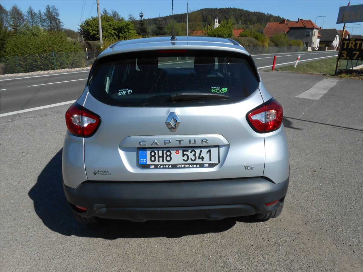 renault-captur-0-9-tce-66-kw-historie - 7