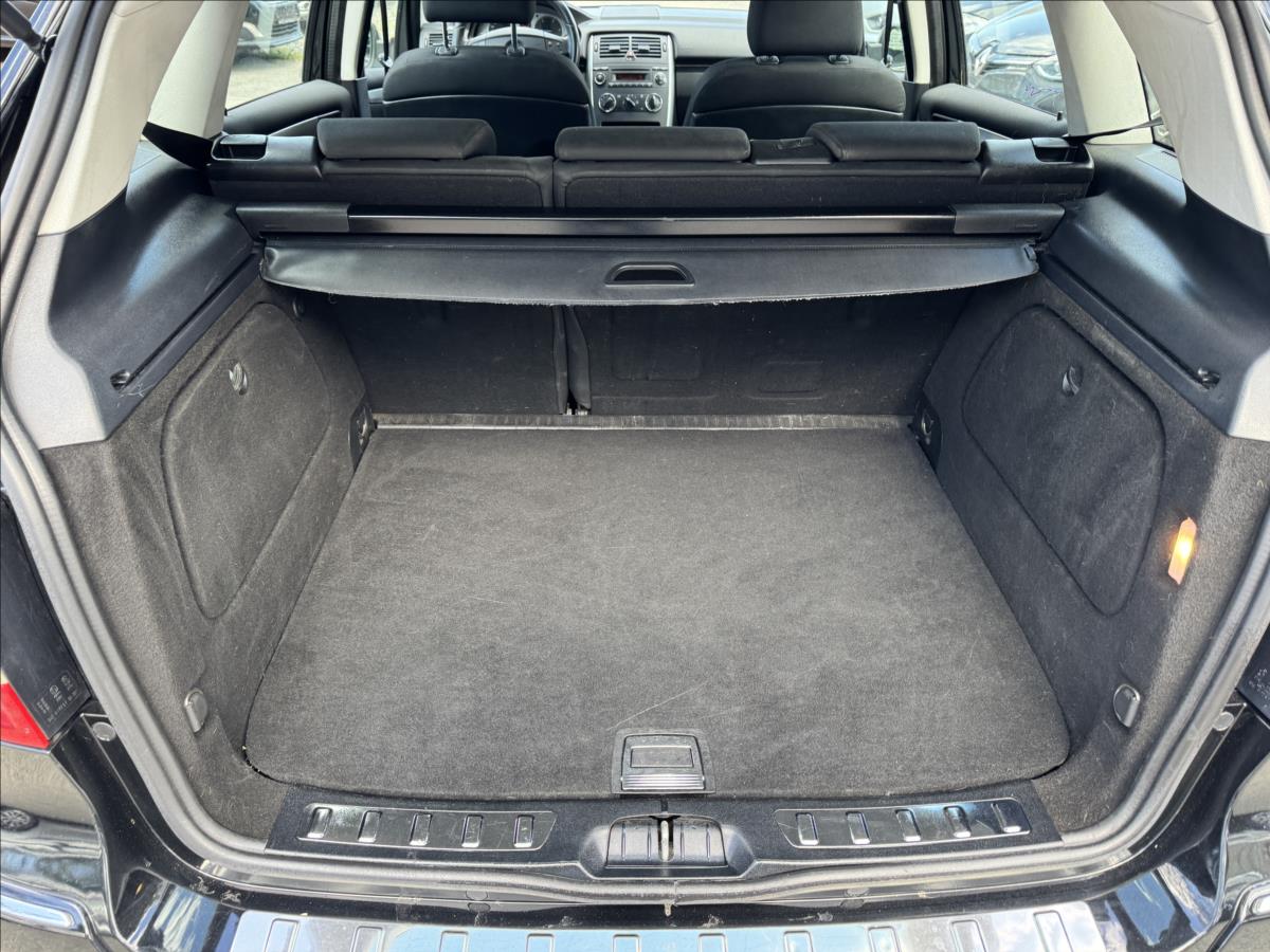 mercedes-benz-tridy-b-2-0-cdi-nove-pneu-baterie - 9