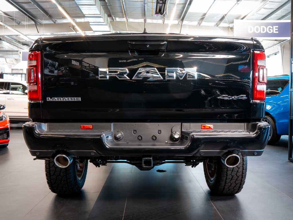 dodge-ram-5-7-v8-laramie-sport-6-lift - 2