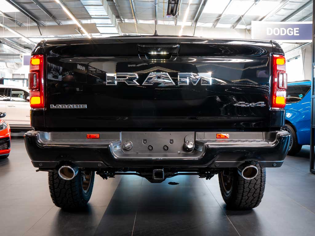 dodge-ram-5-7-v8-laramie-sport-6-lift - 3