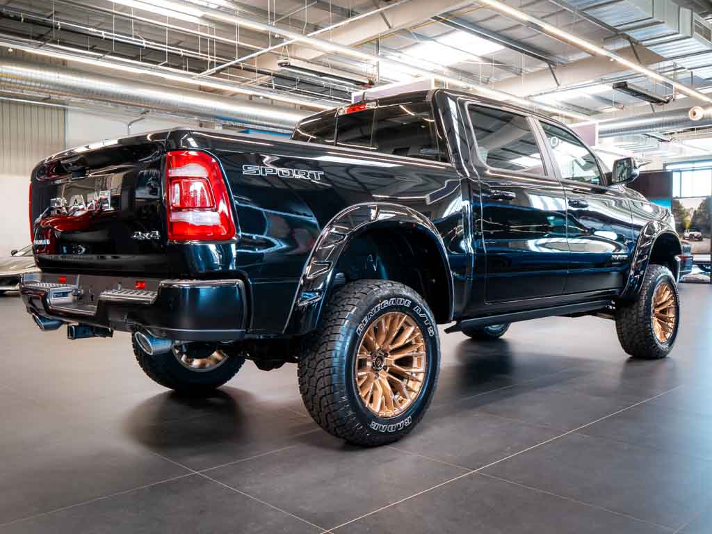 dodge-ram-5-7-v8-laramie-sport-6-lift - 6