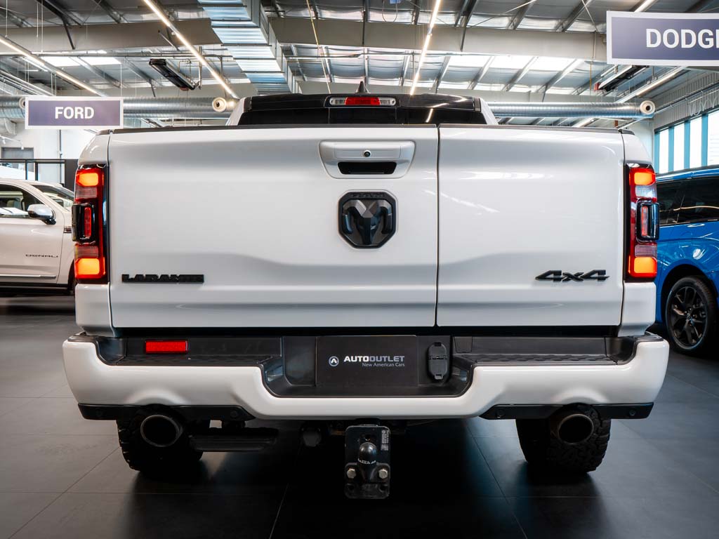 dodge-ram-5-7-v8-laramie-night-edition - 3