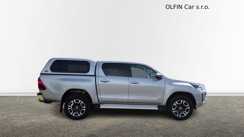 toyota-hilux-executive-2-8d-150kw - 6