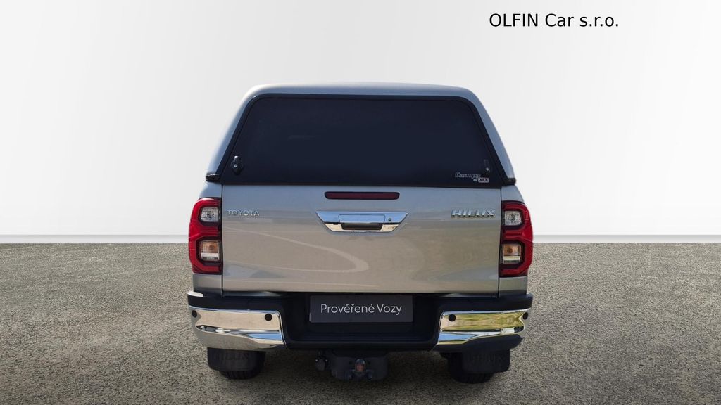 toyota-hilux-executive-2-8d-150kw - 8
