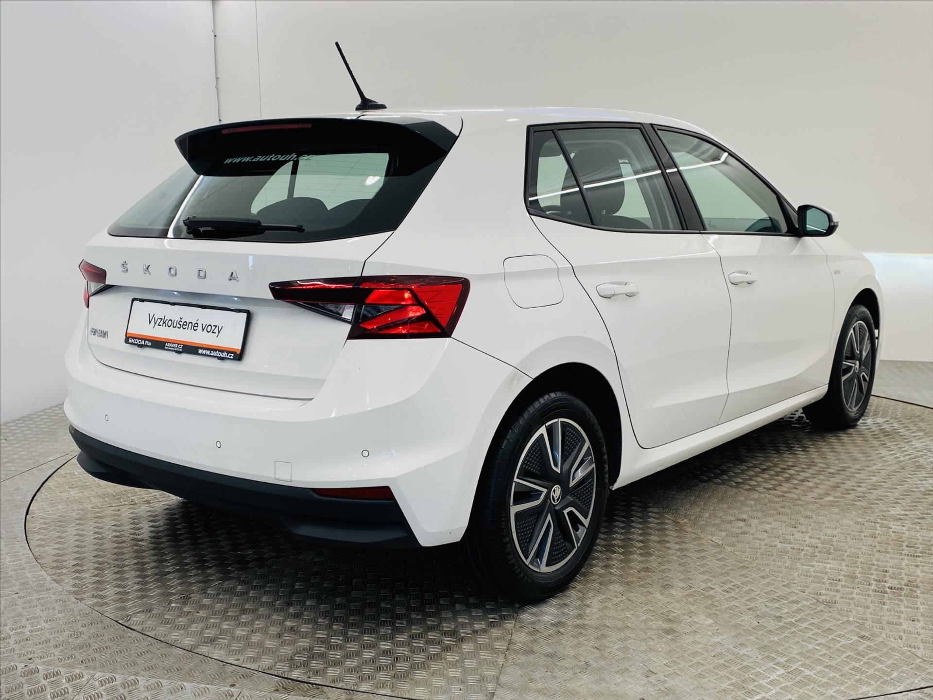 skoda-fabia-1-0-tsi-70kw-ambition - 1
