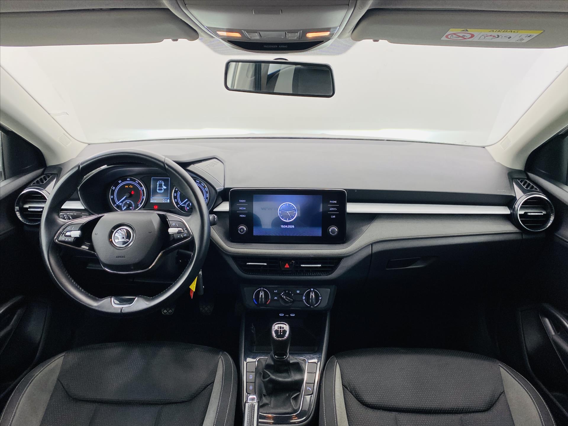 skoda-fabia-1-0-tsi-70kw-ambition - 8