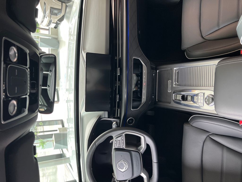 ssangyong-rexton-premium-black-c-obj-65917 - 5