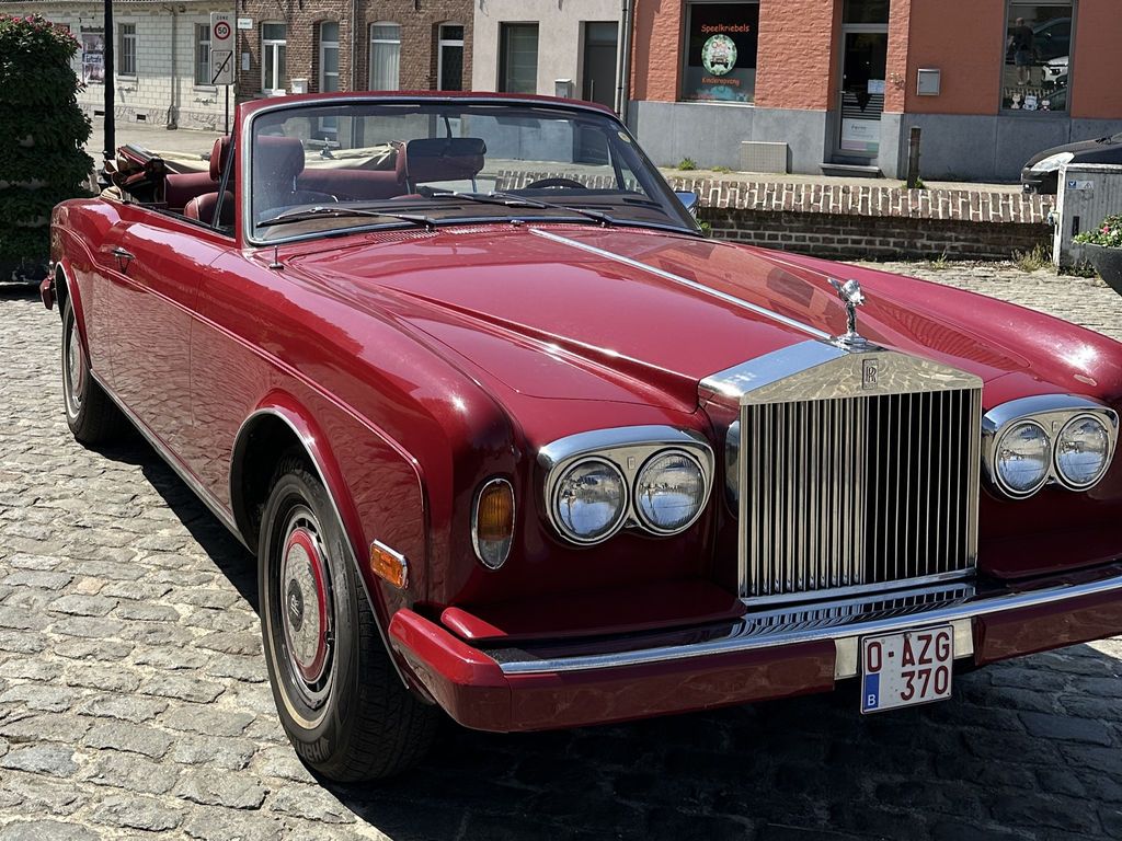 Rolls-Royce Corniche 