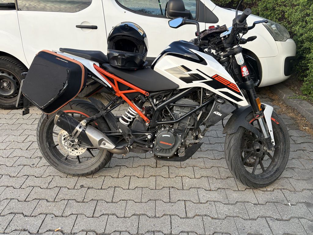 KTM  