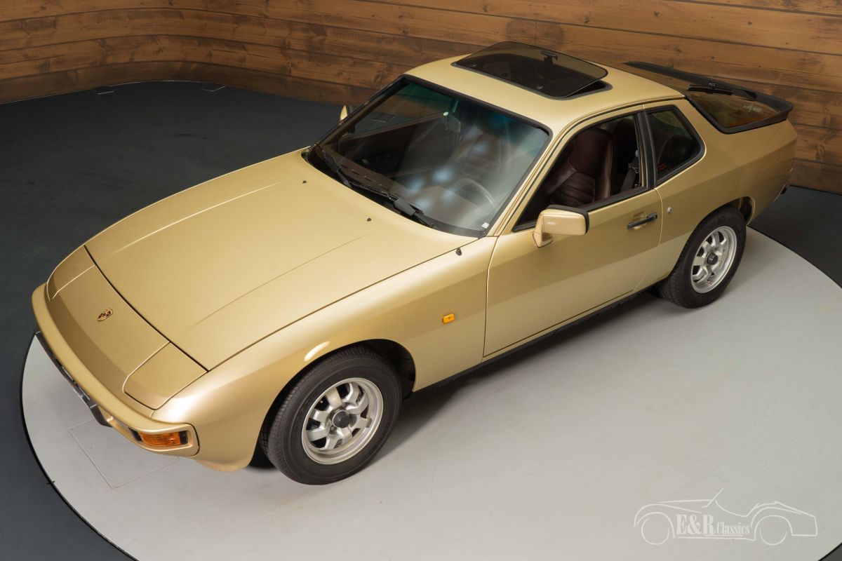 Porsche 924  