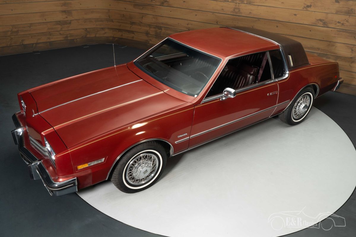 Oldsmobile Toronado 