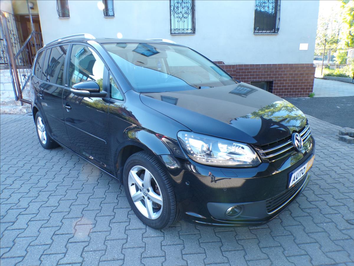Volkswagen Touran 2,0 TDI  STYLE,XENONY,NAVI