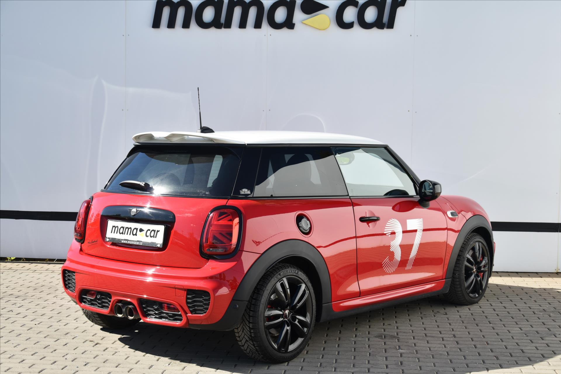 mini-cooper-2-0t-170kw-jcw-limit-edice-cr - 1